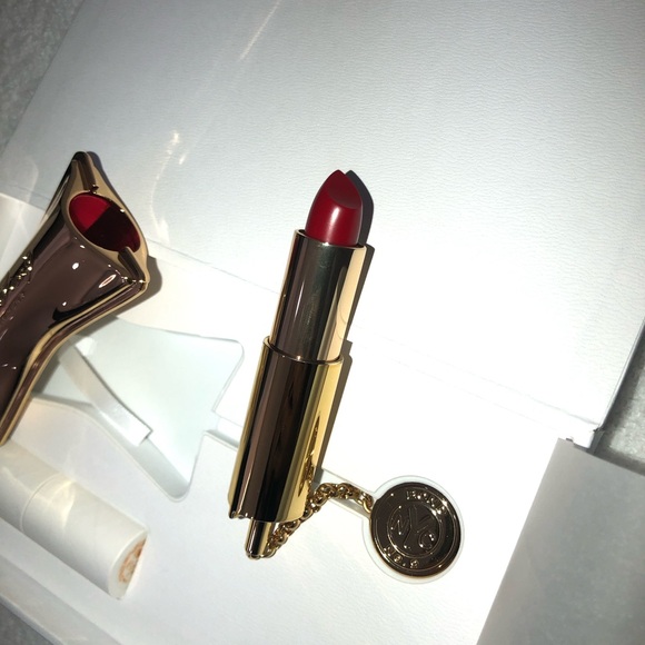 NIB Bond Refillable 2 piece lipstick set in “Park Avenue” - Picture 9 of 11